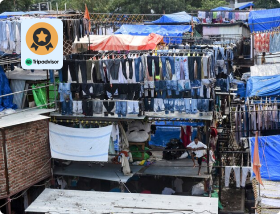 Mumbai: Dharavi Slum & Dhobi Ghat Laundry Tour